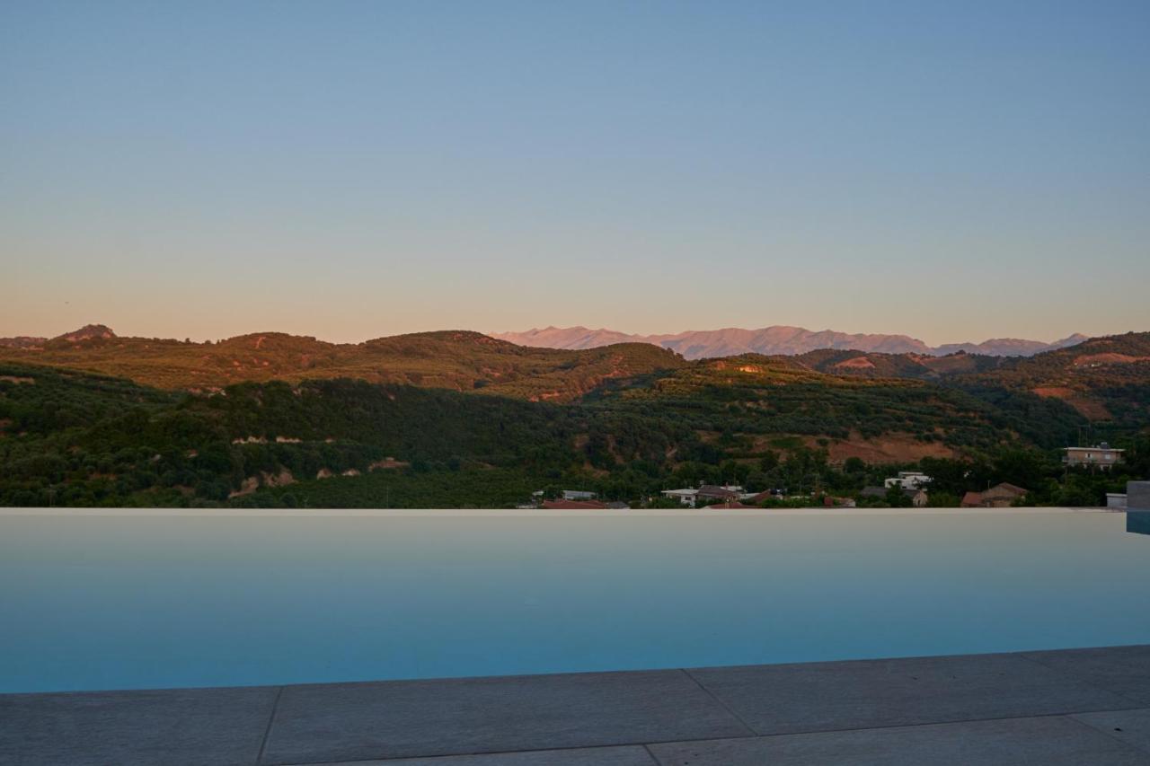 Villa Olive Valley Loutraki  Eksteriør bilde